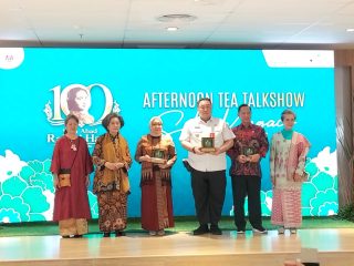 Afternoon Tea Talkshow "Sebuah Legacy" Kenang 100 Tahun Rahmi Hatta, Wariskan Nilai Keteladanan bagi Generasi Muda